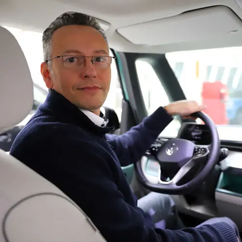 dr denis anic in VW Auto