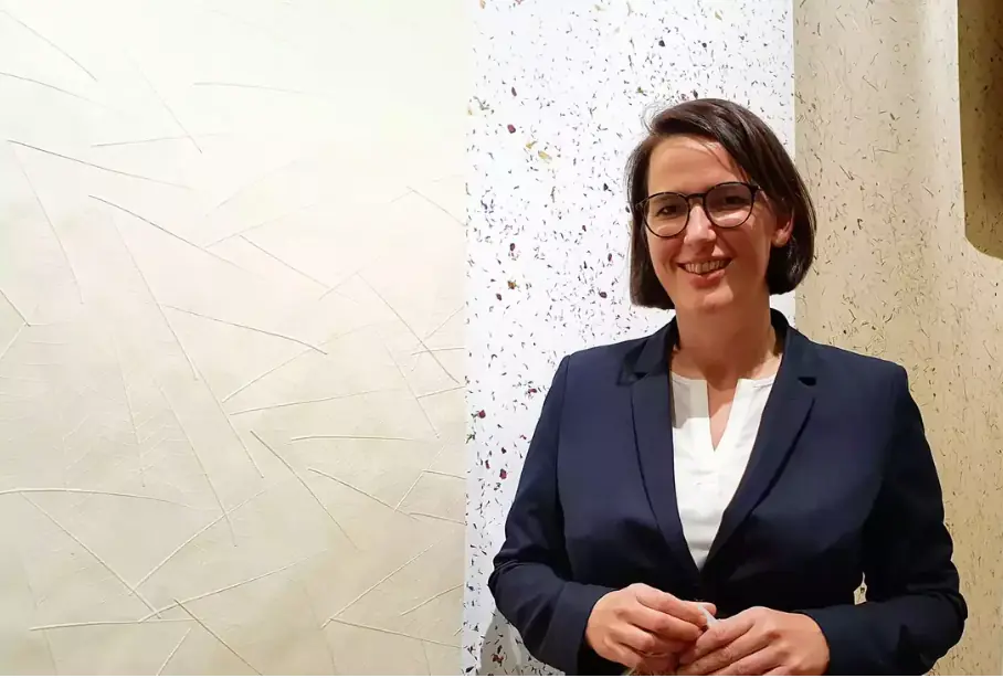 Interview mit der Tiroler EU-Abgeordneten Barbara Thaler – ORGANOID Naturoberflächen