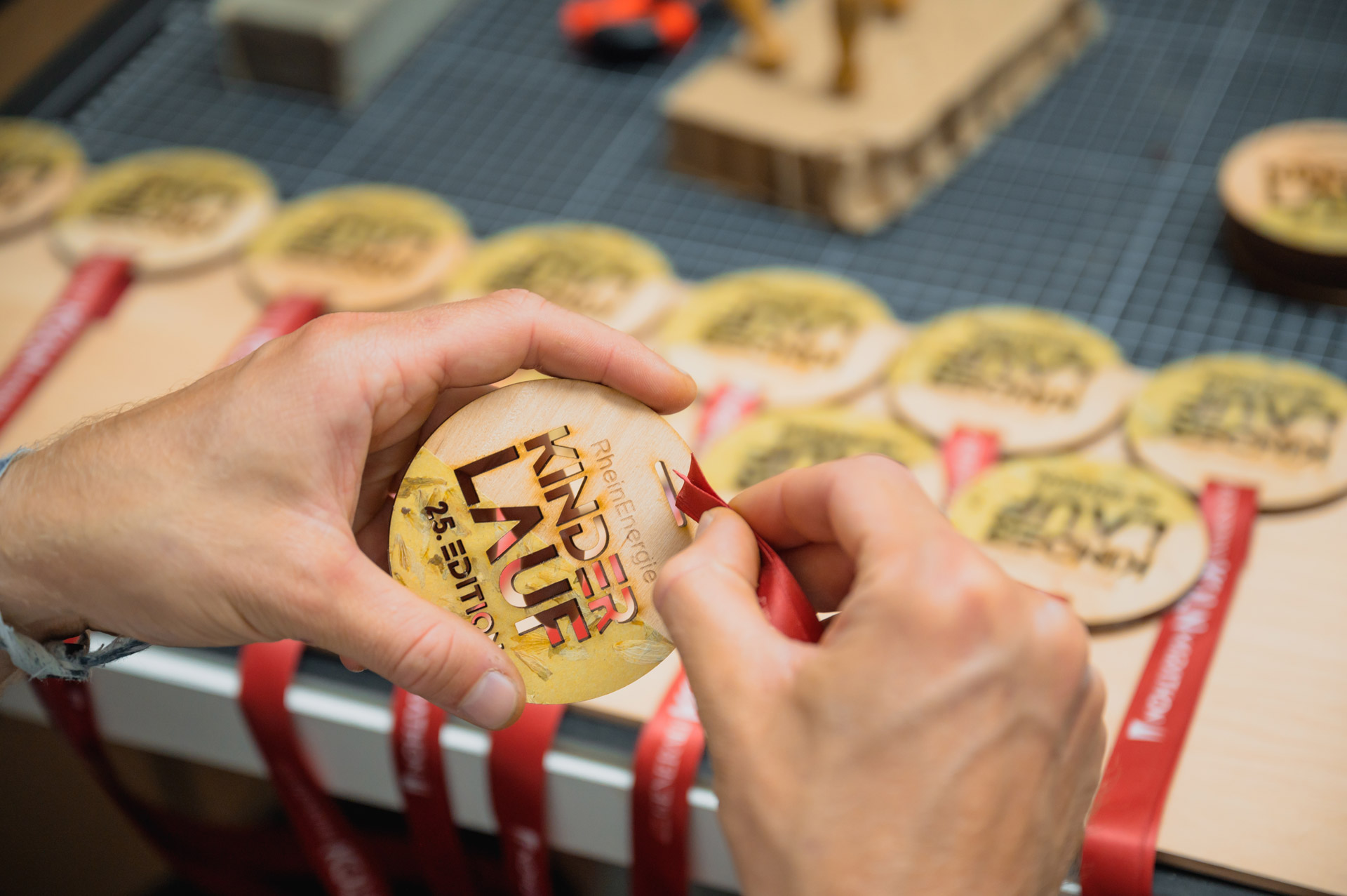  Köln Marathon 2023: Medals and pure Nature? That's possible! - Organoid Motiv 